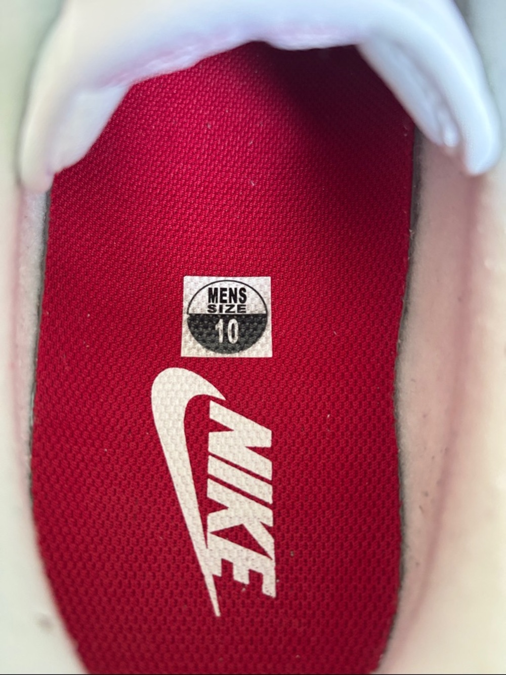 Nike Cortez 72 Leather Sneakers with Red Swoosh - size 10 - Picture 4 of 7